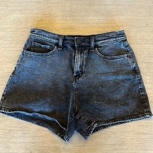 90s Boyfriend Shorts